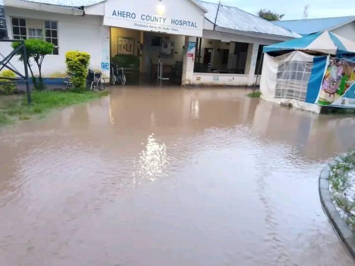 Activities frozen in Ahero town as Nyando River burst its banks; police station, hospital, shops and homes submerged.