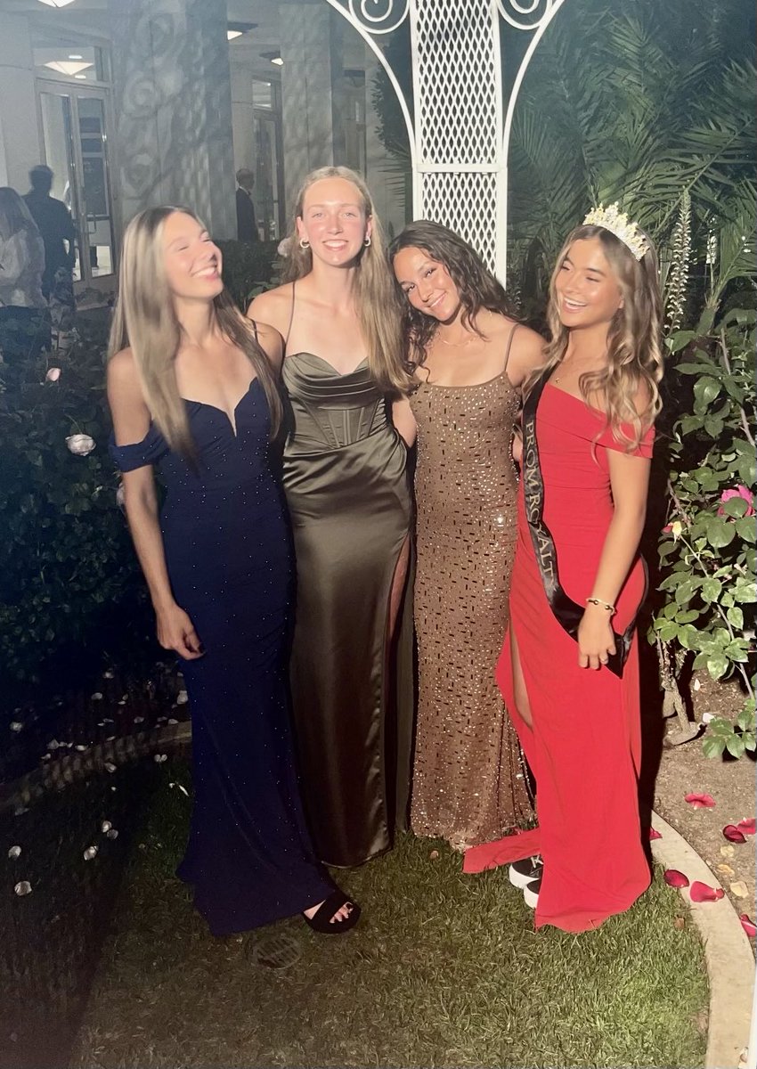 Congratulations to Claudia Lane, MVHS Prom Queen and the 4x400 team for qualifying to CIF D3 finals and making it to prom on time!! We are so proud of you!! ⁦@SteveFryer⁩ ⁦@PrepCalTrack⁩ ⁦@DaherSusie⁩ ⁦@chriswatkins949⁩