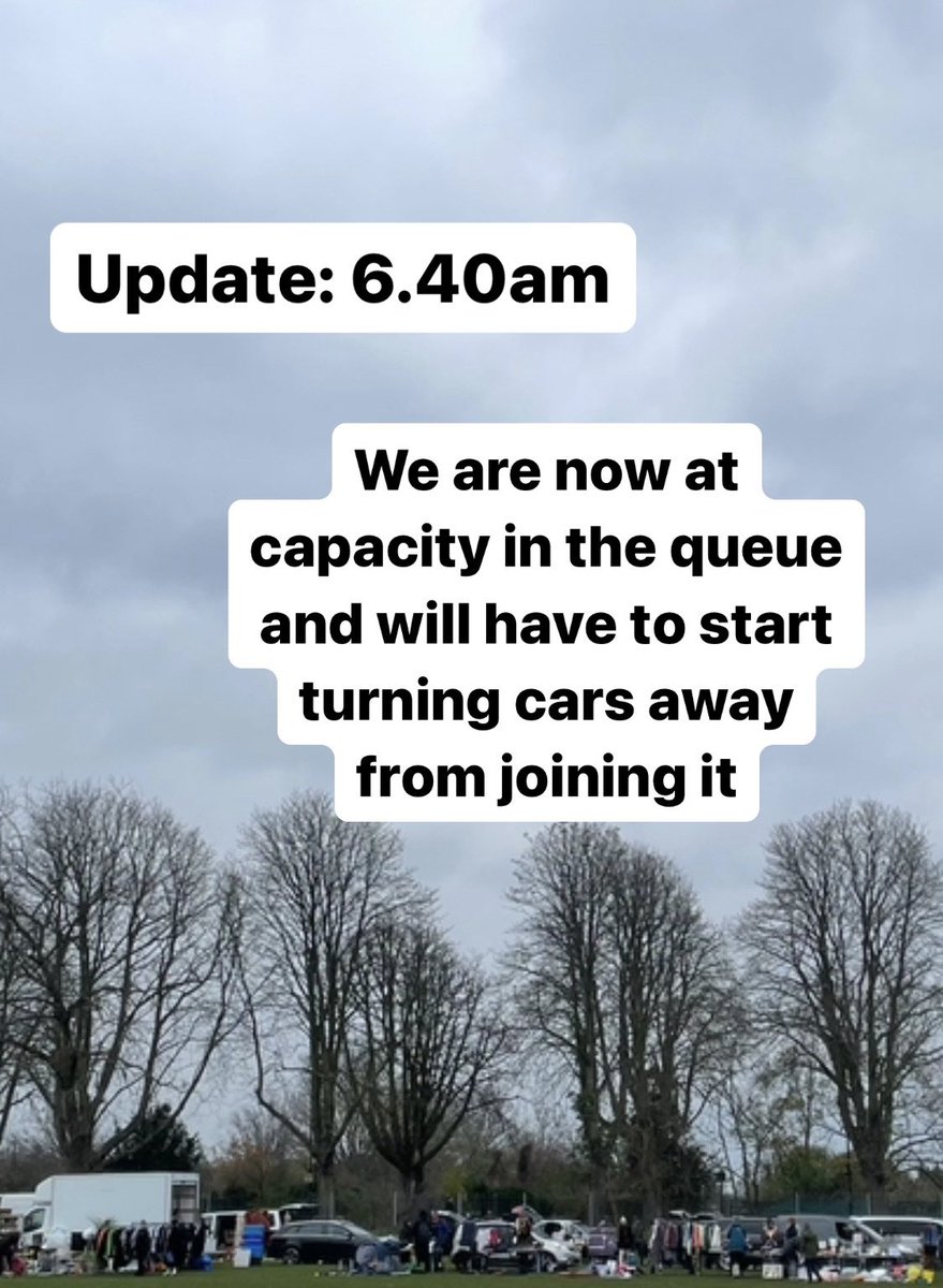 CScarbootsale's tweet photo. The queue is now full. It’s a busy one!! Thank you for your patience today 🌞 - we are parking everyone as quickly as we can, but trying to make space for as many vehicles as possible. https://t.co/U8djGtjhjD