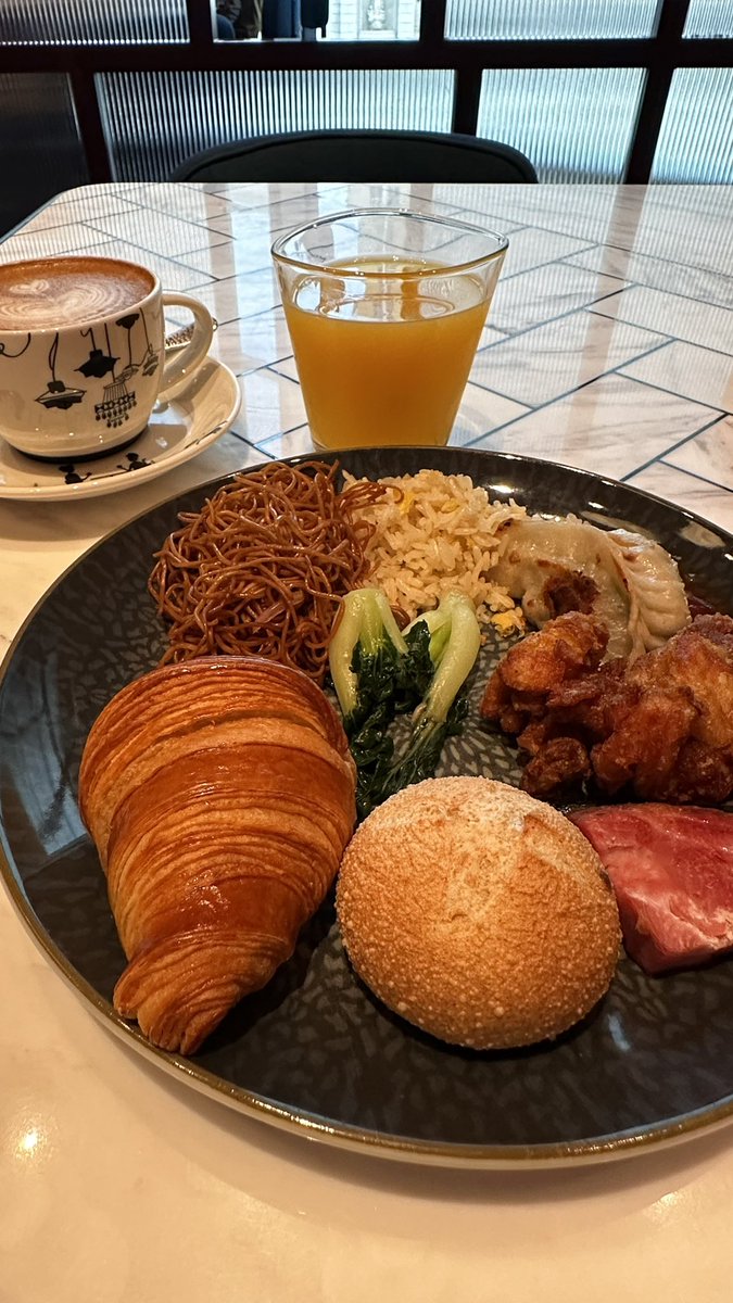 海外で食べる朝食の中で1番自分の口に合う食事たちでした。

マカオが好きすぎる…（ご飯が美味しすぎる🥺

📍W Macau StudioCity