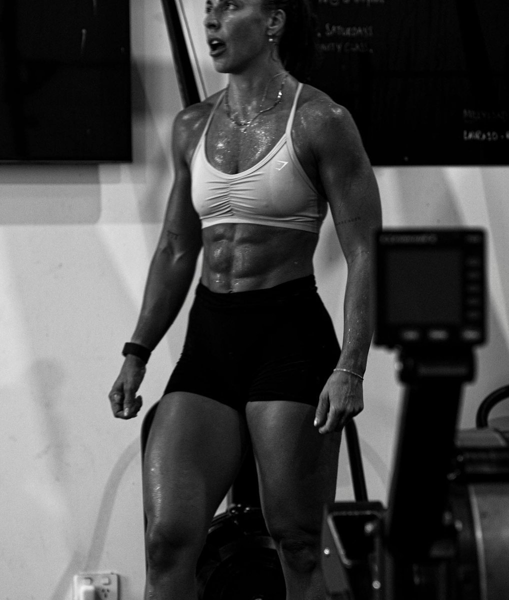 📸 Laura Roberts

Caption: GRACEFUL 
#LauraRoberts #CrossFit #gymgirl
#abs #WWEBacklash #Madrid 
#gym #Barca #Girona #Kendrick
#gymgirl #ufc301 #Birmingham