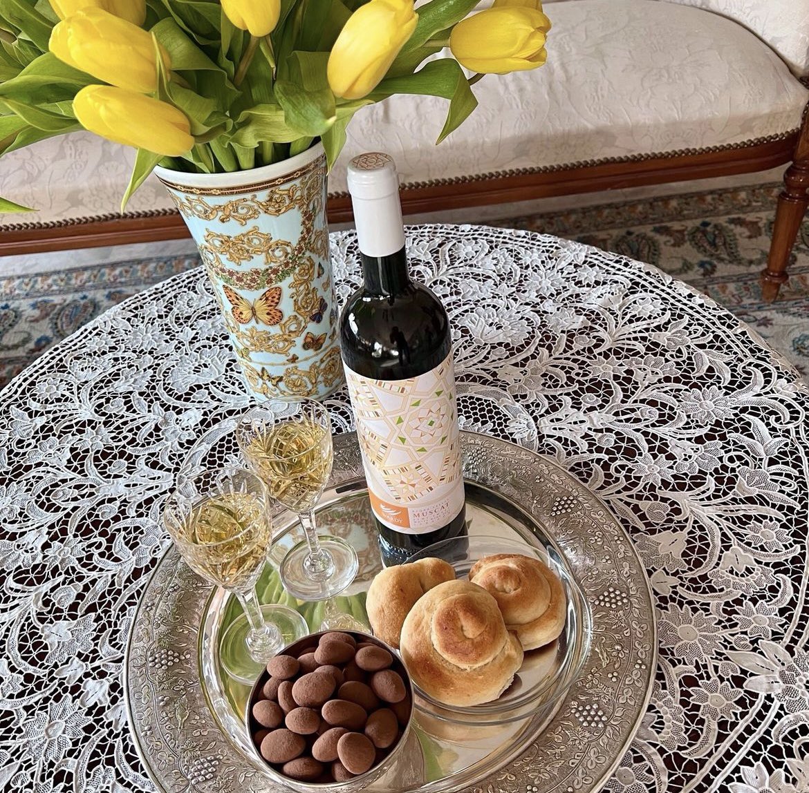 Instead of liqueur,this Easter Sunday we’ll be serving our delicious semi-sweet Muscat. Happy Easter #wine #semisweet #mediumsweet #muscat #vegan #sustainable #awardwinning #premiumwine #lebanesewine #lebanesewineries #eastersunday #happyeaster #spring #lebanon #familybusiness