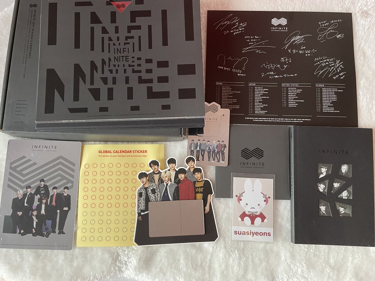 Infinite Seasons Greetings 2017
– €10 ✅ 

I can also only sell you parts of it

🏷️:
#INFINITE #infinitewts #infinitesale #kpopwts #kpopsale #kpop #seasonsgreetings