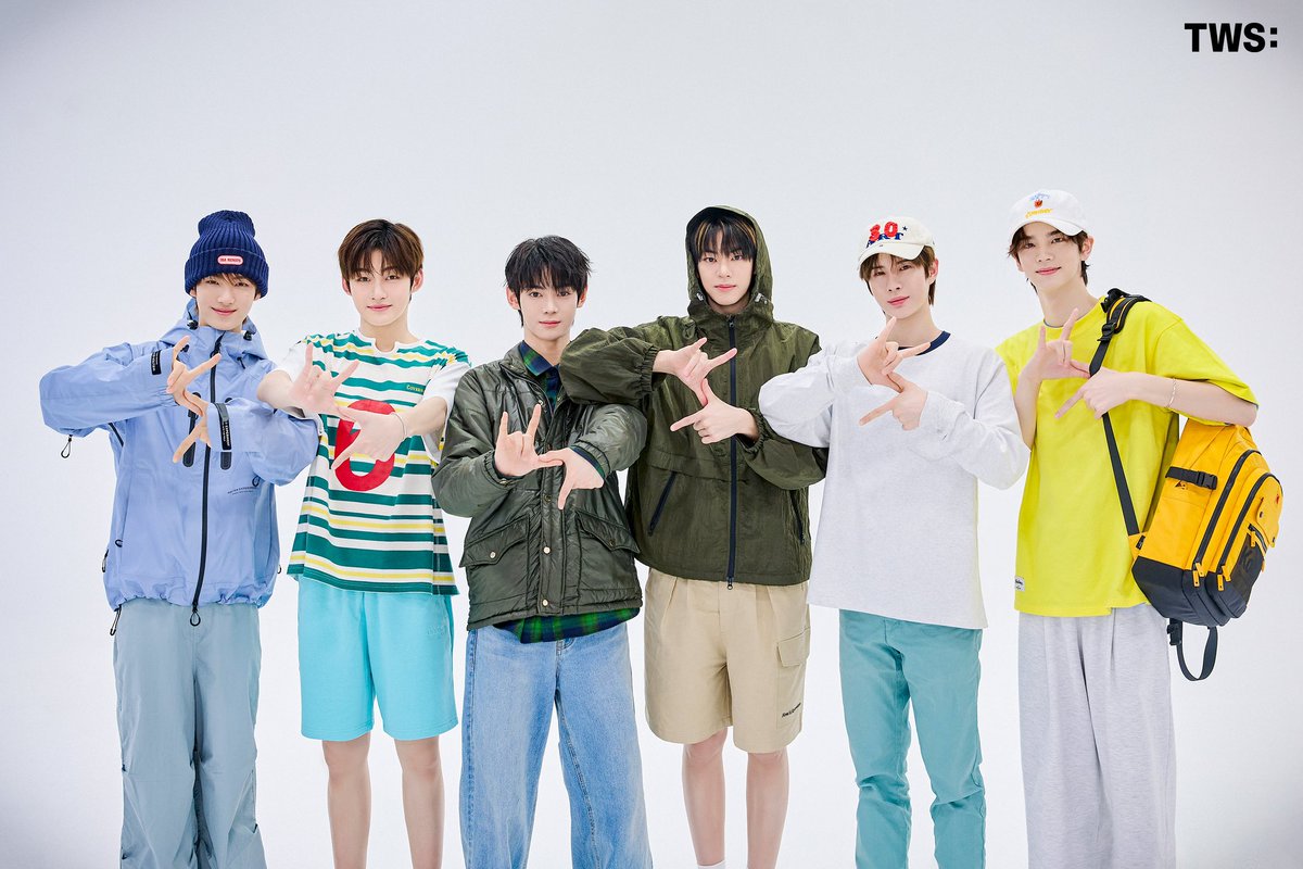 TWS_PLEDIS's tweet photo. TWS Children���s Day 👶💙 #BonusCut

https://t.co/BU0Po98Zr0

#TWS #투어스 #247WithUs
#어린이투어스 #어린이날 🎁 https://t.co/eZFiKNy7tG