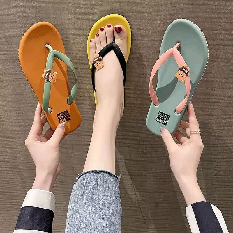 Cek Sandal Jepit Wanita sehari hari karakter bear 01 kekinian dengan harga Rp9.400. Dapatkan di Shopee sekarang! shope.ee/8A9tzfmZf1?sha…