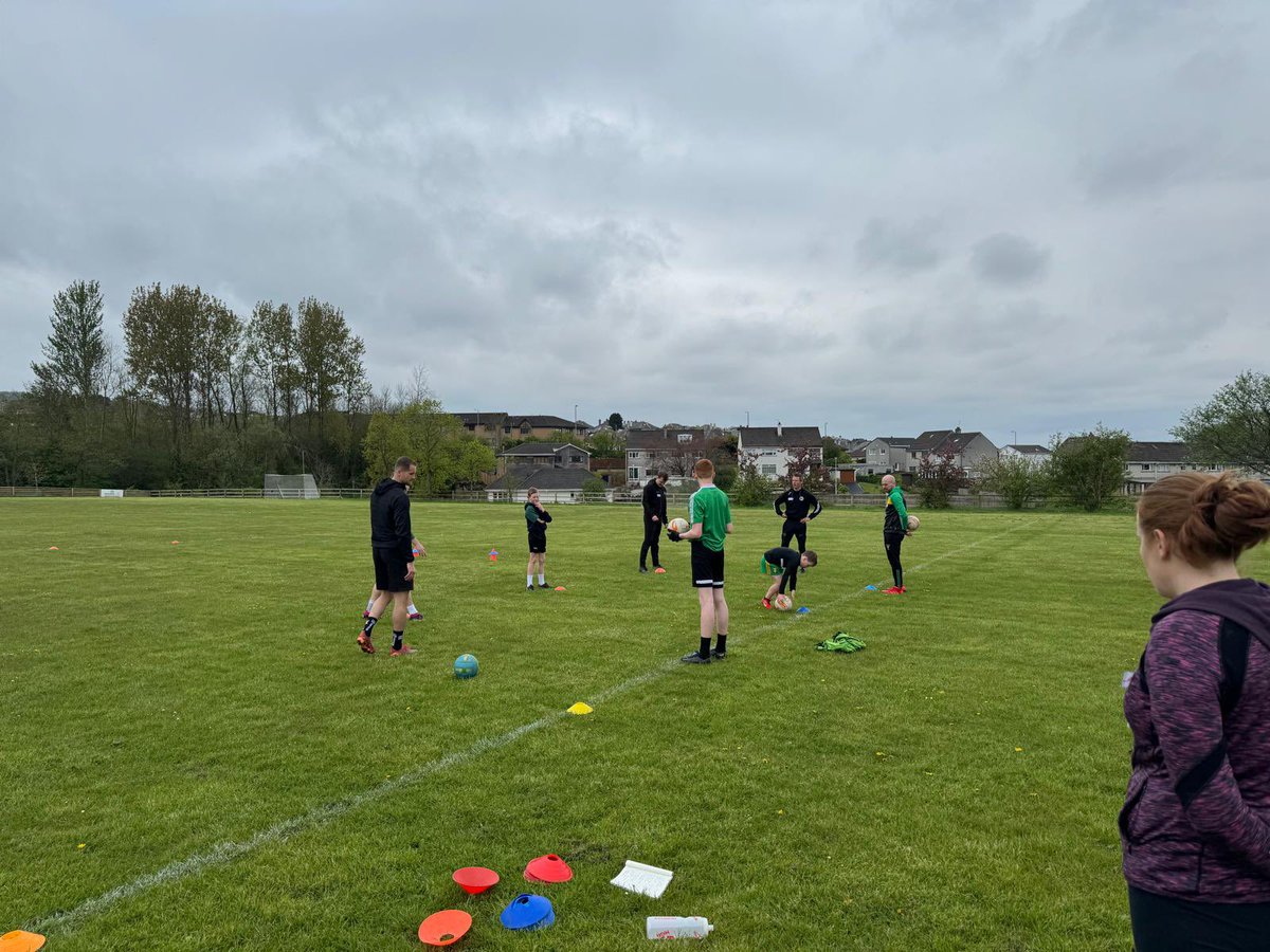 Photos from yesterday’s ICGG course at Cambuslang Rugby Club 📸 A great day out with coaches from Tir Conaill Harps and Glasgow Gaels. Thank you to all of the kids involved 👏🏐