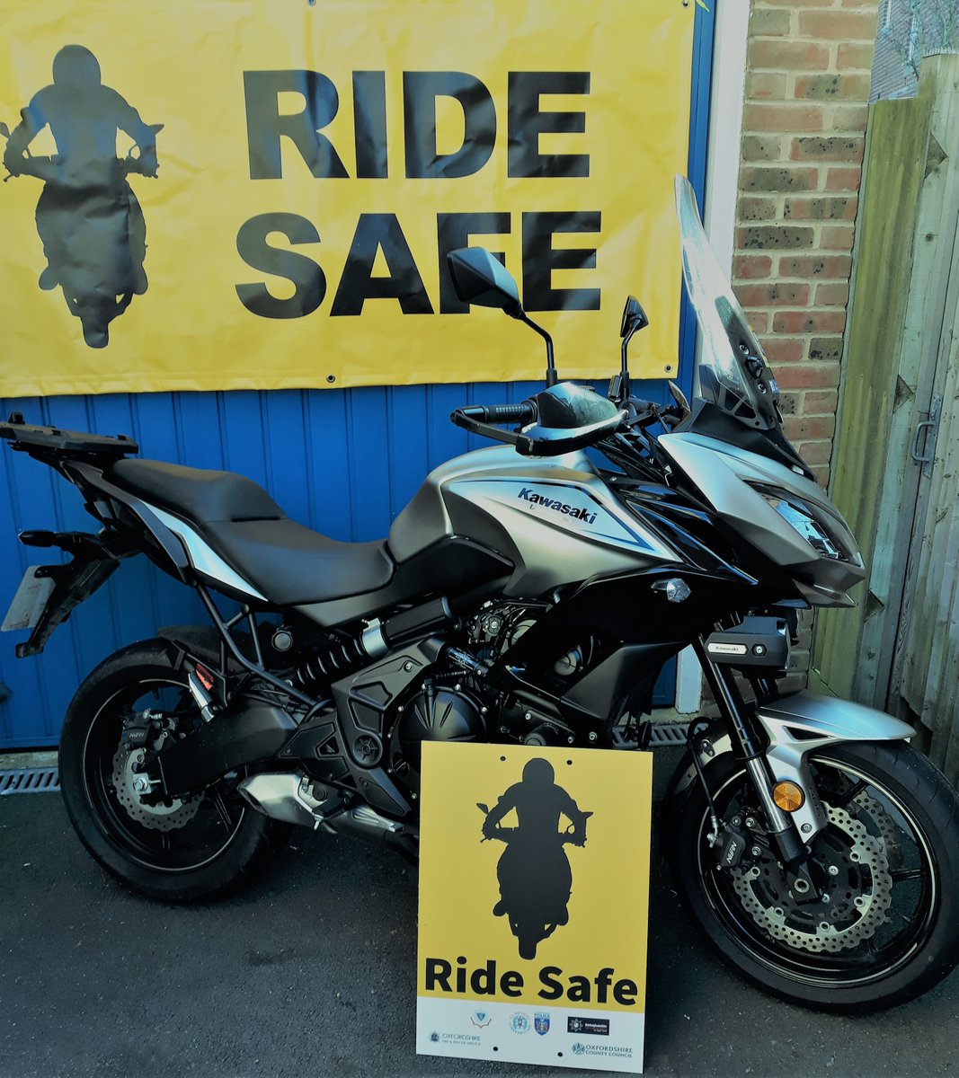 During #MotorcycleAwarenessWeek, remember to to take care around vulnerable road users in bad weather. Motorcycles are more susceptible to crosswinds so take care to give them space. 🏍️ You can find out more about road safety on our website: ow.ly/CtwA50IHOeh #Bikesafe