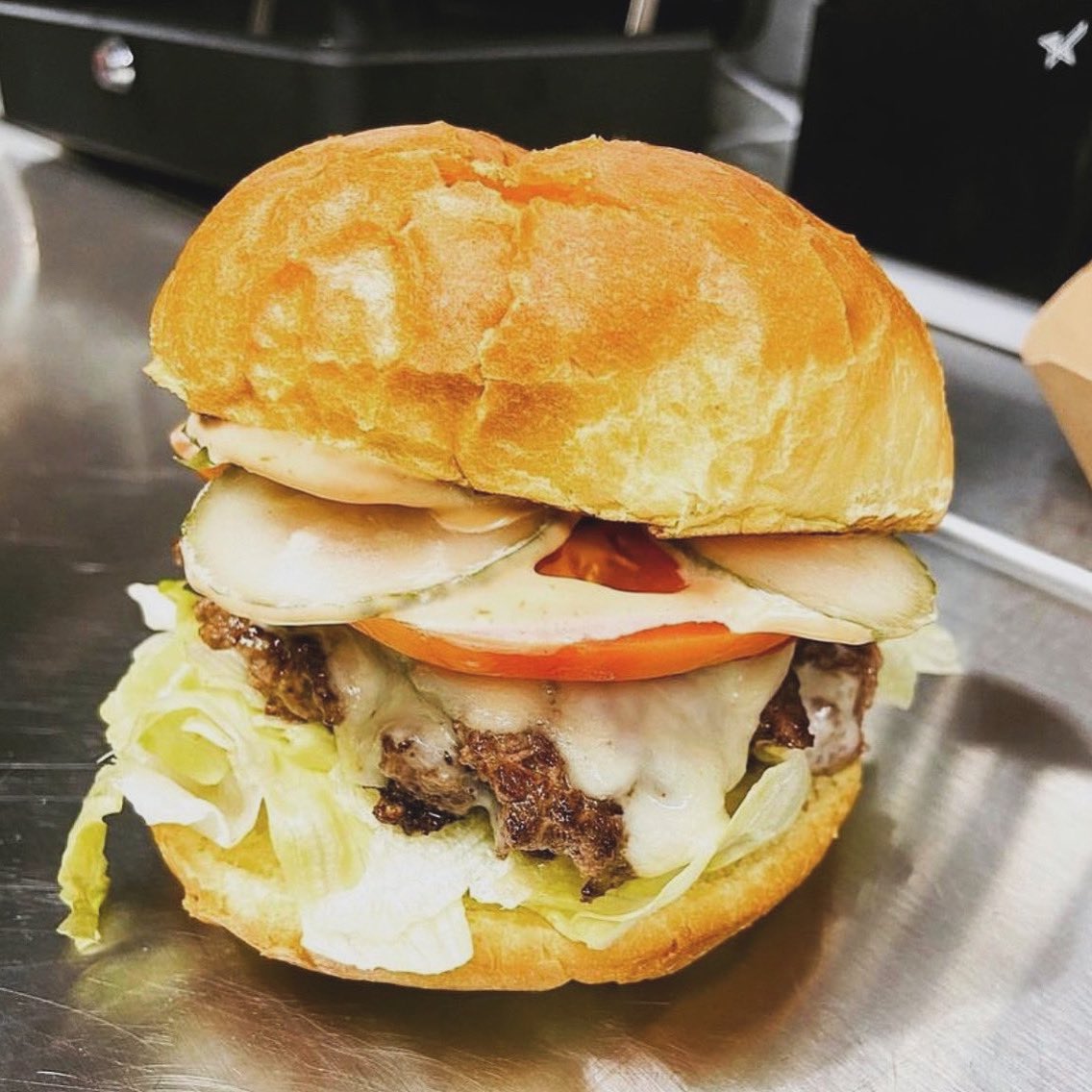 Get yer bunz down to @NightShiftBeer today, 12-6p & crush about 13 of the finest #burgerporn that you can!

🤘🍔🤘
Hail & Grill! 
#eatlocal #foodporn #foodie #bostonfoodtrucks 
 #cheflife #burgertime #bostoneats #pubgrub #barfood #drinklocal #nightshiftbrewing #burgersandbeer