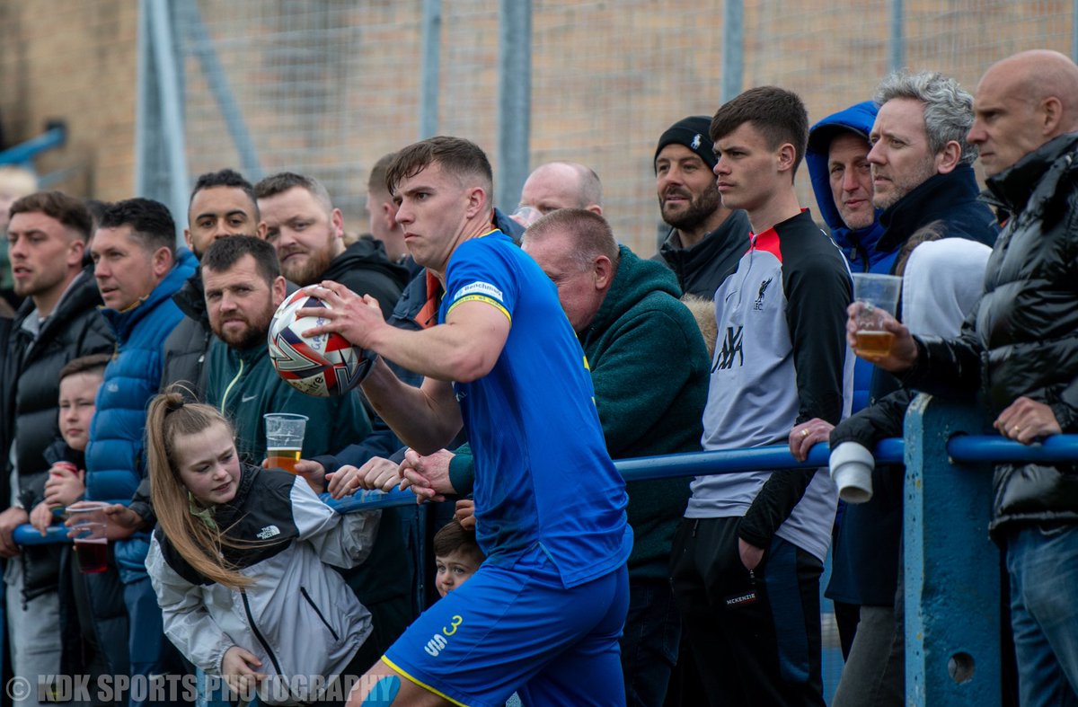KDKSportsPhotos's tweet image. A day of celebrations for the hosts
Despair for the visitors. The highs and lows of the play offs
@NLBIBLE4 @TheGarforthTown v @AlbionSportsAFC 
@MarkCarruthers_ @67_balti @ideventphoto @pro_sportmedia @NCEL @ThePNLP @UKNikon @NonLeagueCrowd 
Full Album➡️ amazon.co.uk/photos/share/i…