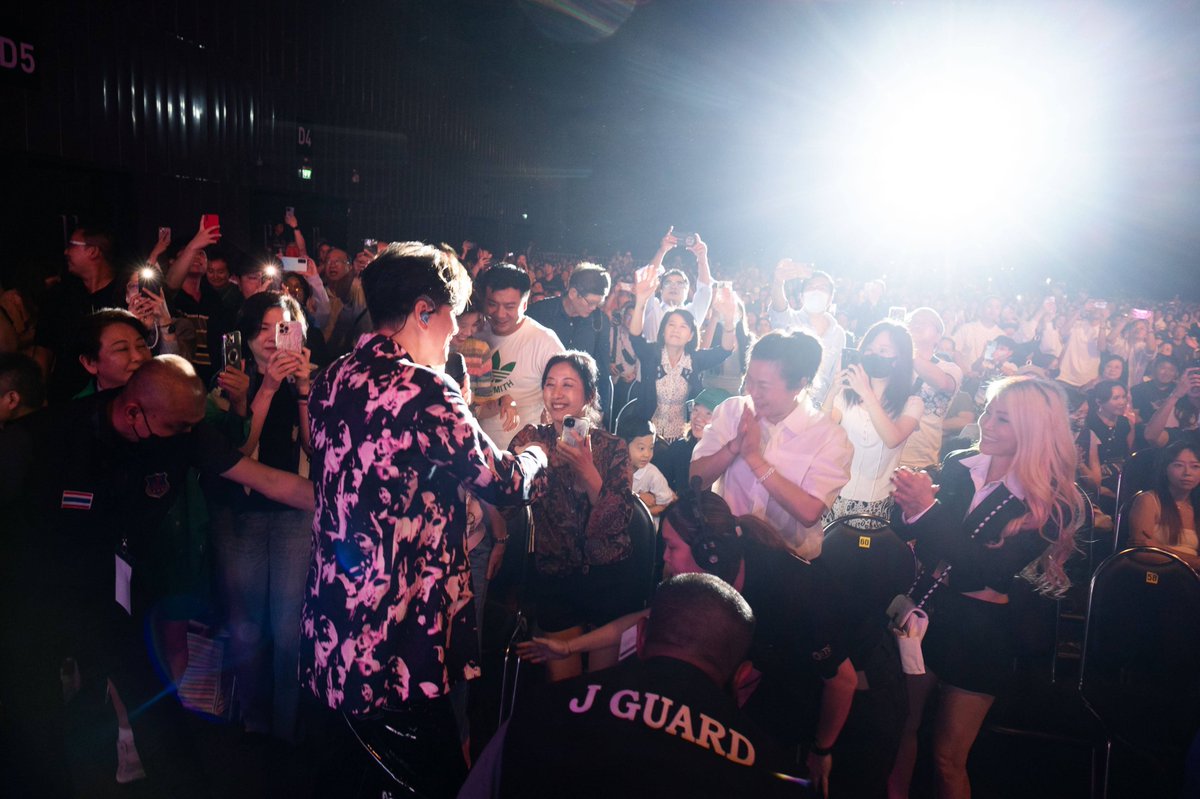 สมการรอคอย “แซม ลี” สร้างความประทับใจ คอนเสิร์ตเดี่ยวครั้งแรกในไทย “Me & Song Sam Lee Bangkok Concert 2024” จบลงอย่างงดงามและประทับใจ คอนเสิร์ตเดี่ยวเต็มรูปแบบครั้งแรกในประเทศไทยของ “แซม ลี” (SAM LEE) เจ้าพ่อเพลงรักสุดคลาสสิคจากไต้หวัน ในงาน “Me & Song Sam Lee Bangkok Concert…