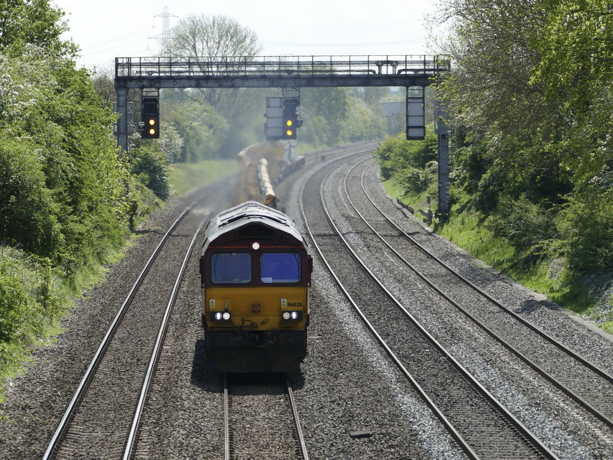 Sunday spotting in the sunshine #NormantononSoar #EMR #CrossCountry + 6X02