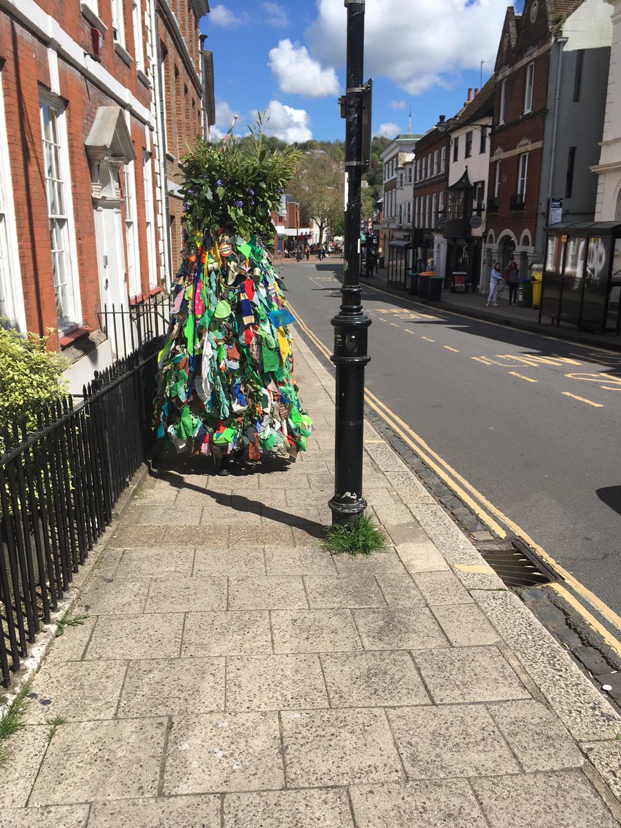 SmiffsW6's tweet image. Granted another day - 100% more life! 
#MayWeekend #Hammersmith #HammersmithJack #Sussex