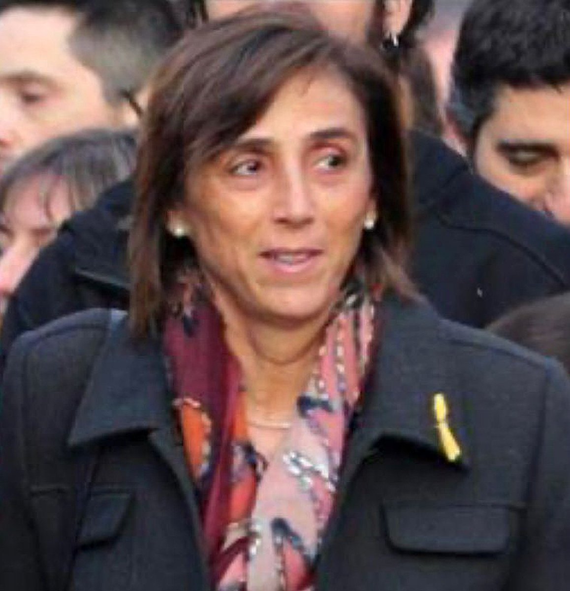 Commoguts per la mort molt prematura de la Carola Miró, dona d’en @QuimTorraiPla, una bona persona, compromesa amb les persones i el país. El nostre condol i una forta abraçada al president i a tota la família. Descansi en pau.