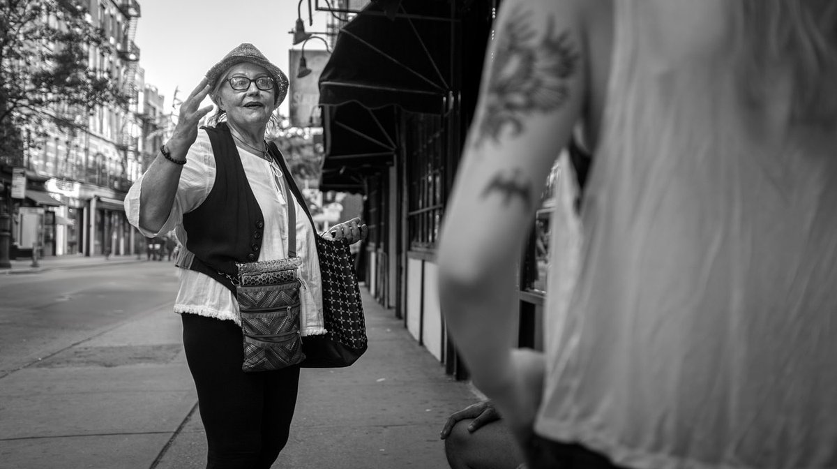 Sidewalk Stories
#FujiX100F
1/640@ƒ/2-ISO800

#hands #tattoo #conversation #cinematic #sidewwalkstories #framing #gestures #compostion #documentary #photojournalism #candid #streetphotography  #bobcooley #GreenwichVillage #WestVillage #Fujifilm #Fuijacros #blackandwhite