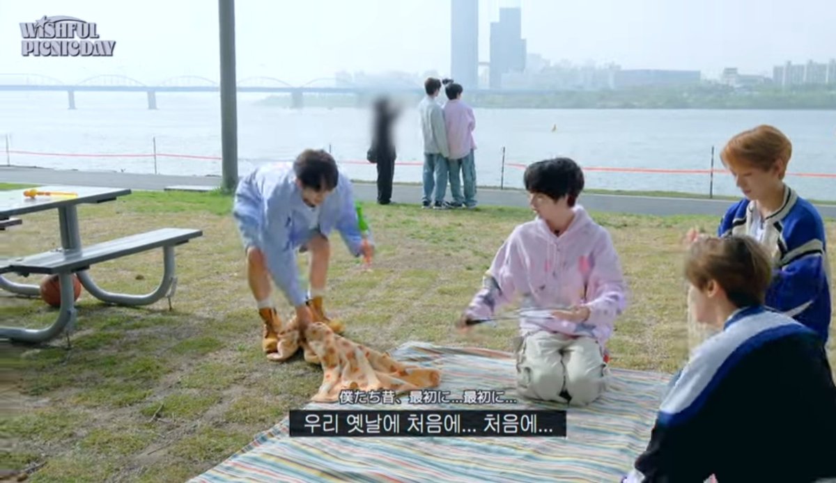 Banpo Han River Park

Captured by me                 wish's content
Spring 2023                           Spring 2024

LOL WHAT A COINCIDENCE 🤣🤣🤣🤣🤣