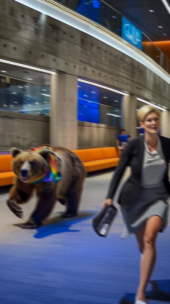 +++ EILMELDUNG +++

Der #Bär von #Augsburg wurde erneut gesichtet; in den sozialen Medien kursieren dramatische Bilder. Kann jemand Angaben zur Örtlichkeit machen? Jede Minute zählt.
Achtung, nähern Sie sich dem Tier nicht, es ist möglicherweise #WOKE.

<a href="/gwup_ev/">gwup | die skeptiker</a> <a href="/skepkon/">SkepKon 2025 | Regensburg</a>