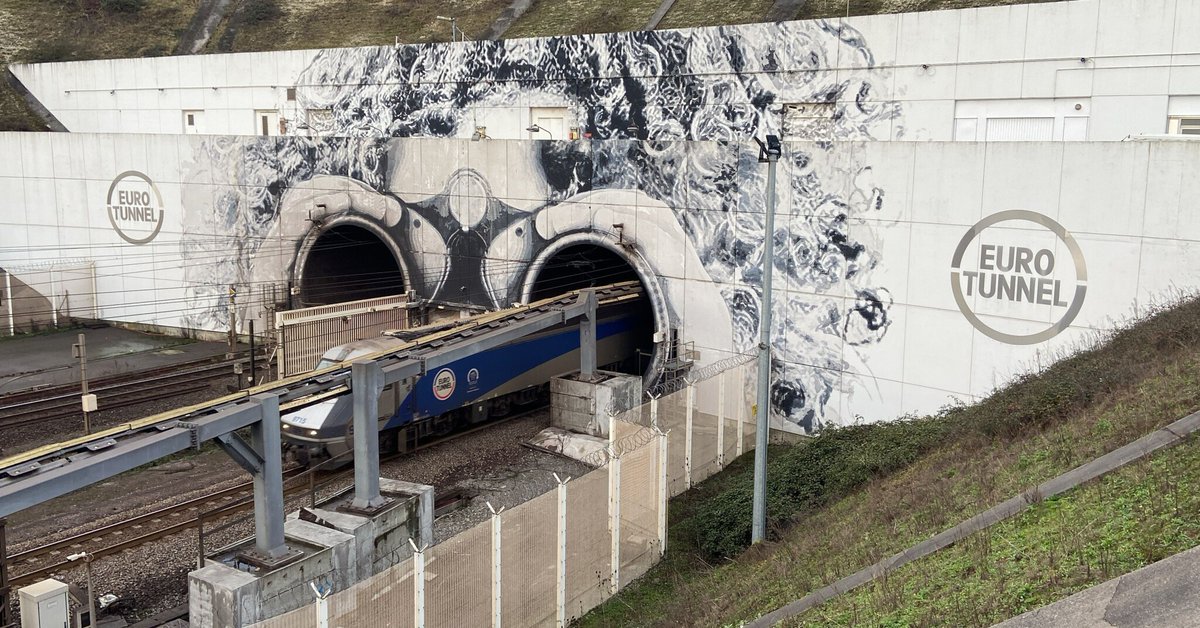 Tunnel sous la Manche : 30 ans à un train d'enfer 🚆 🎂 Le 6 mai 1994, le tunnel sous la Manche était inauguré ➡️ l.francebleu.fr/uqQd