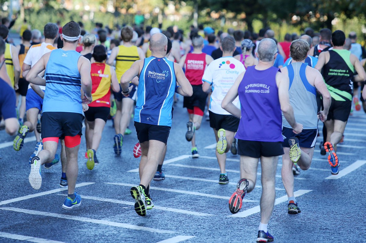 Lots of luck to everyone taking part in @marathonbcm today! If you're coming into the city to cheer the runners or have other plans, check road closures & diversions in advance. Also note any changes to bus timetables @Translink_NI Full info at ow.ly/SwCR50NXmKZ