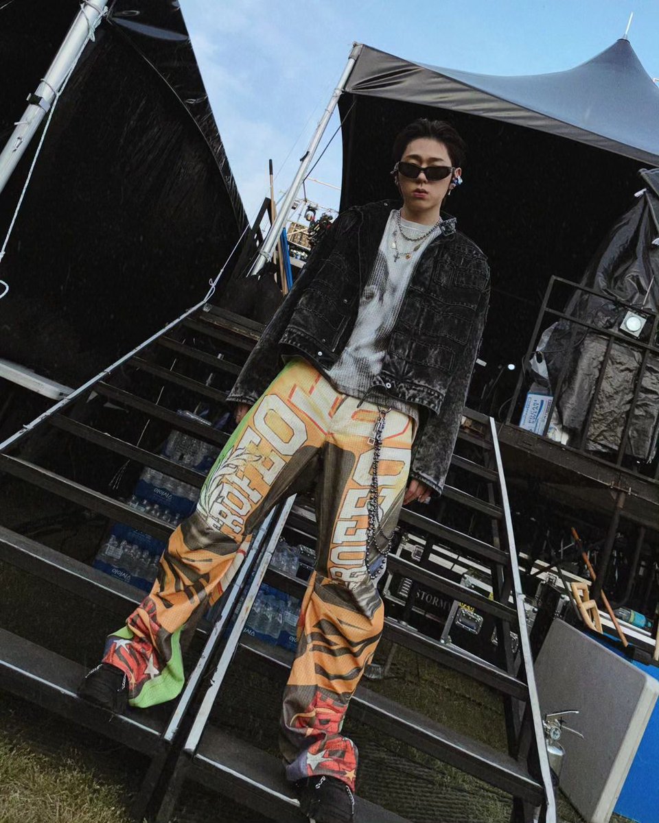zicostaff's tweet photo. 240505 Zico Story Update

“Yeah”

#ZICO #지코 https://t.co/H5sLbVMD3g