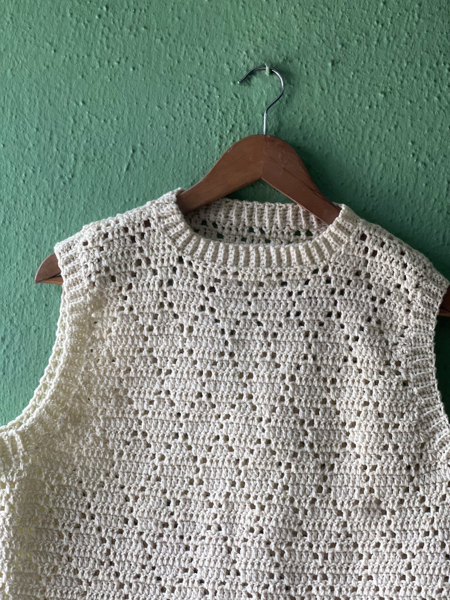 Crochet Round-neck vest 🧶