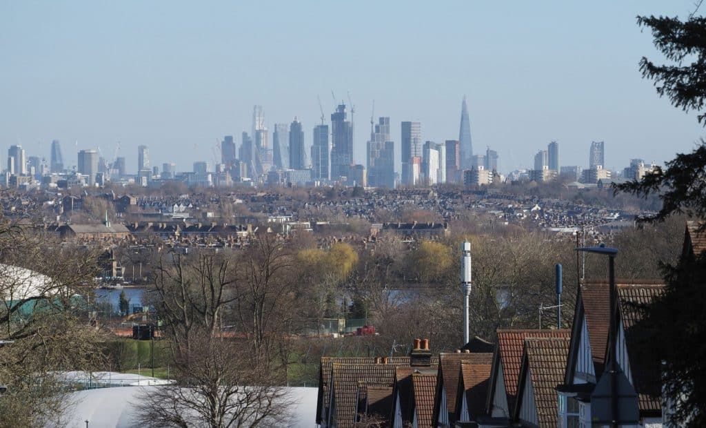 Did you know that you can visit an incredible Thai Buddhist Temple in Wimbledon (and enjoy the fabulous view across London on the way!) Find out more: buff.ly/3tG9dBw