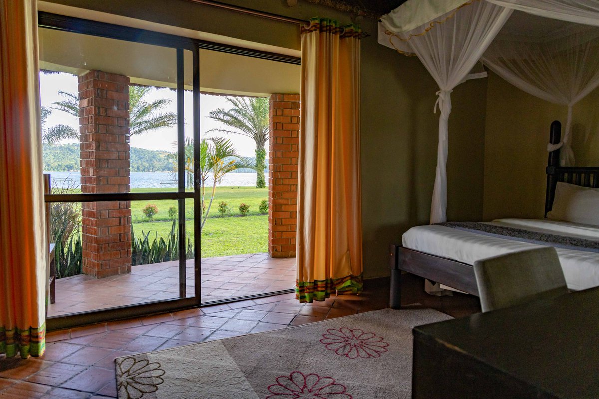 Every window offers a canvas of lush gardens and tranquil lake vistas. Call /WhatsApp: 0774370537 or 0773243767 for bookings and inquiries 

#sundayvibes #tranquility #romantic #naturelovers #VFR #VictoriaForestResort #Kalangala #Sseseislands #vacation #honeymoon #KaribuUganda