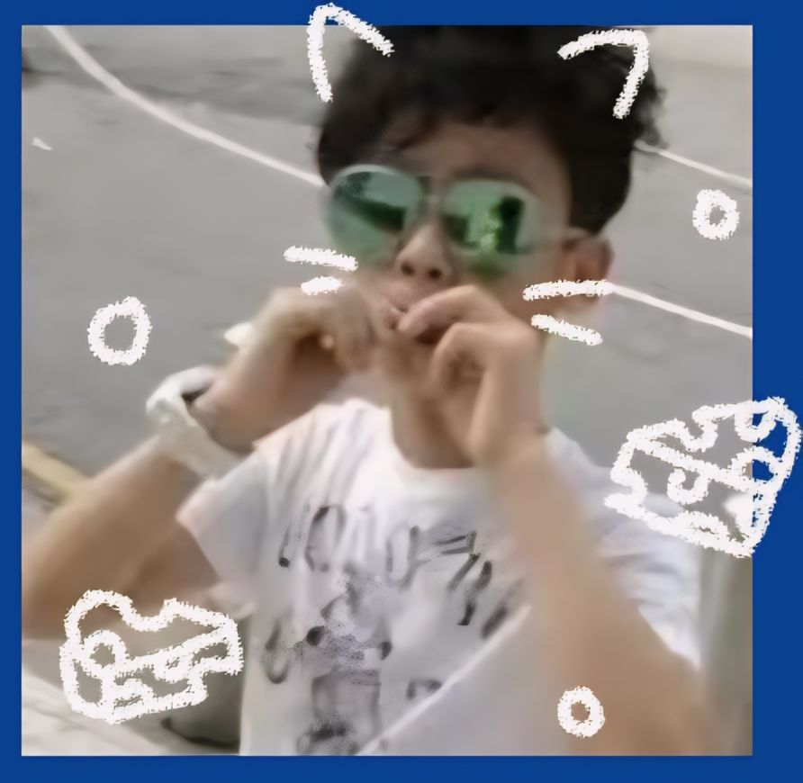 let's share a moment of happiness and dive into the nostalgic feeling by joining us to share your children picture. to dear ZEROSEs, happy children's day. we hope that our picture could bring some smile on your face. 🐱