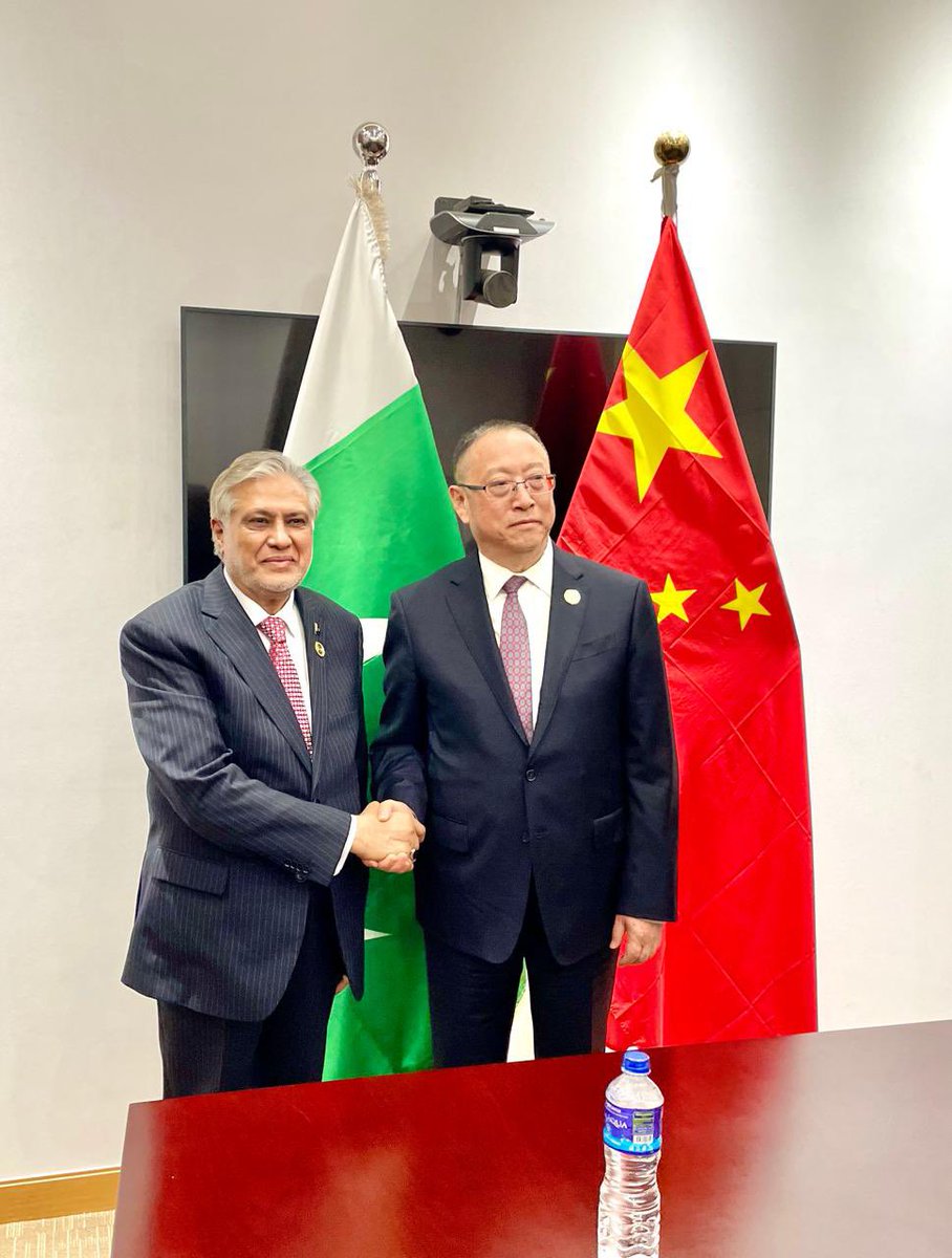 Deputy Prime Minister and Foreign Minister Mohammad Ishaq Dar @MIshaqDar50 has met with Vice Chairman of the Standing Committee of the National People’s Congress of China Zheng Jianbang on the sidelines of the 15th OIC Islamic Summit Conference in Banjul, The Gambia. They 🔴…