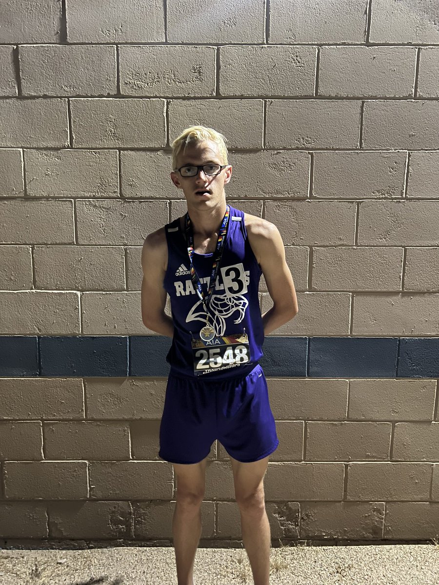 Killian Grimm Second Place in the 3200m at the State Meet 🥈