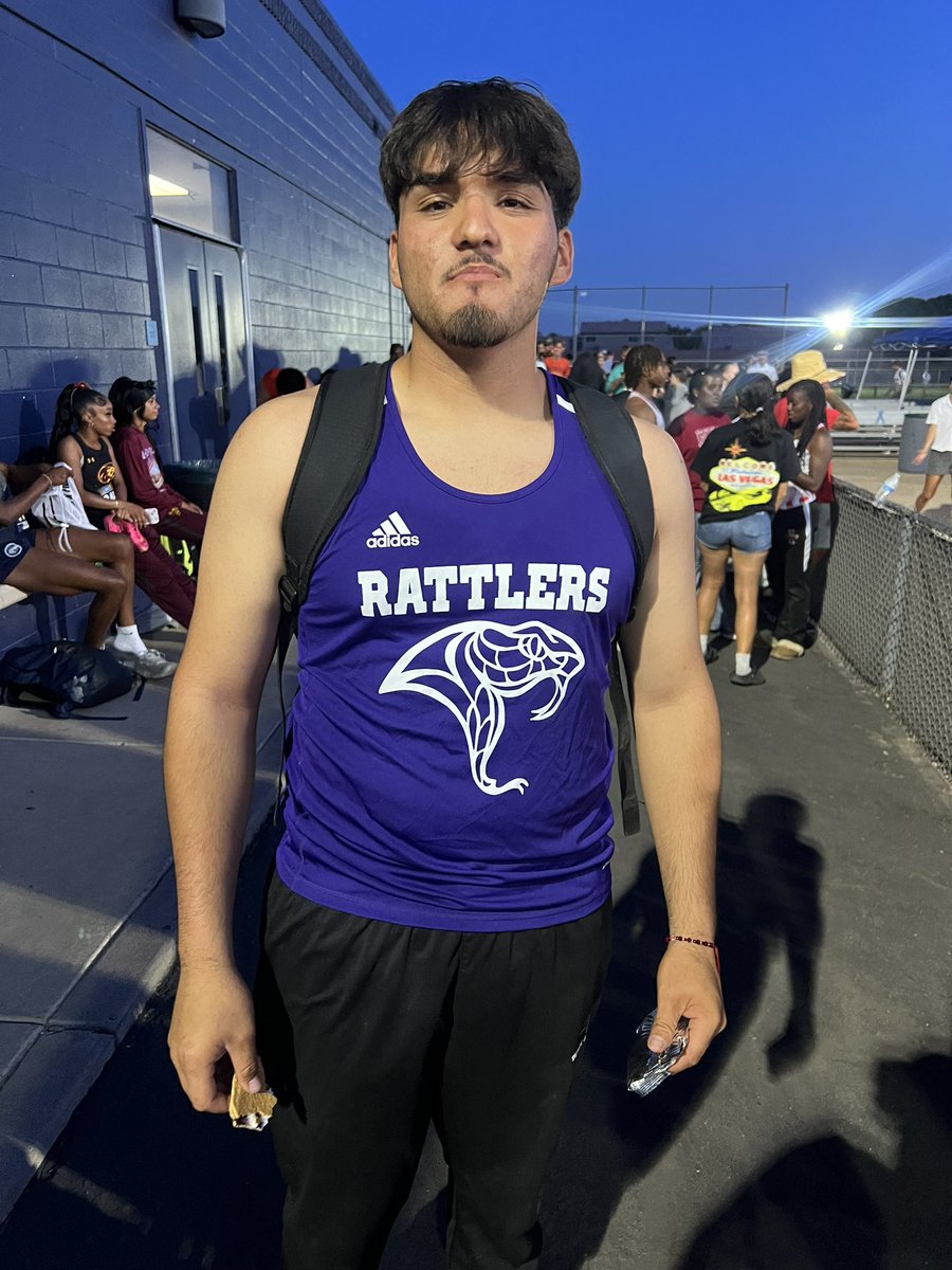 STATE CHAMP Manny Hernandez Discus 🥇