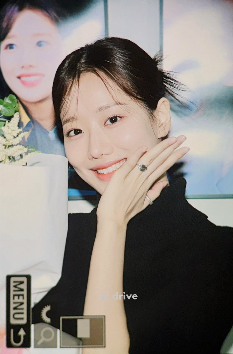 240505 생일축하해 사랑해🤍

#Naeun #이나은 #나은 #ナウン