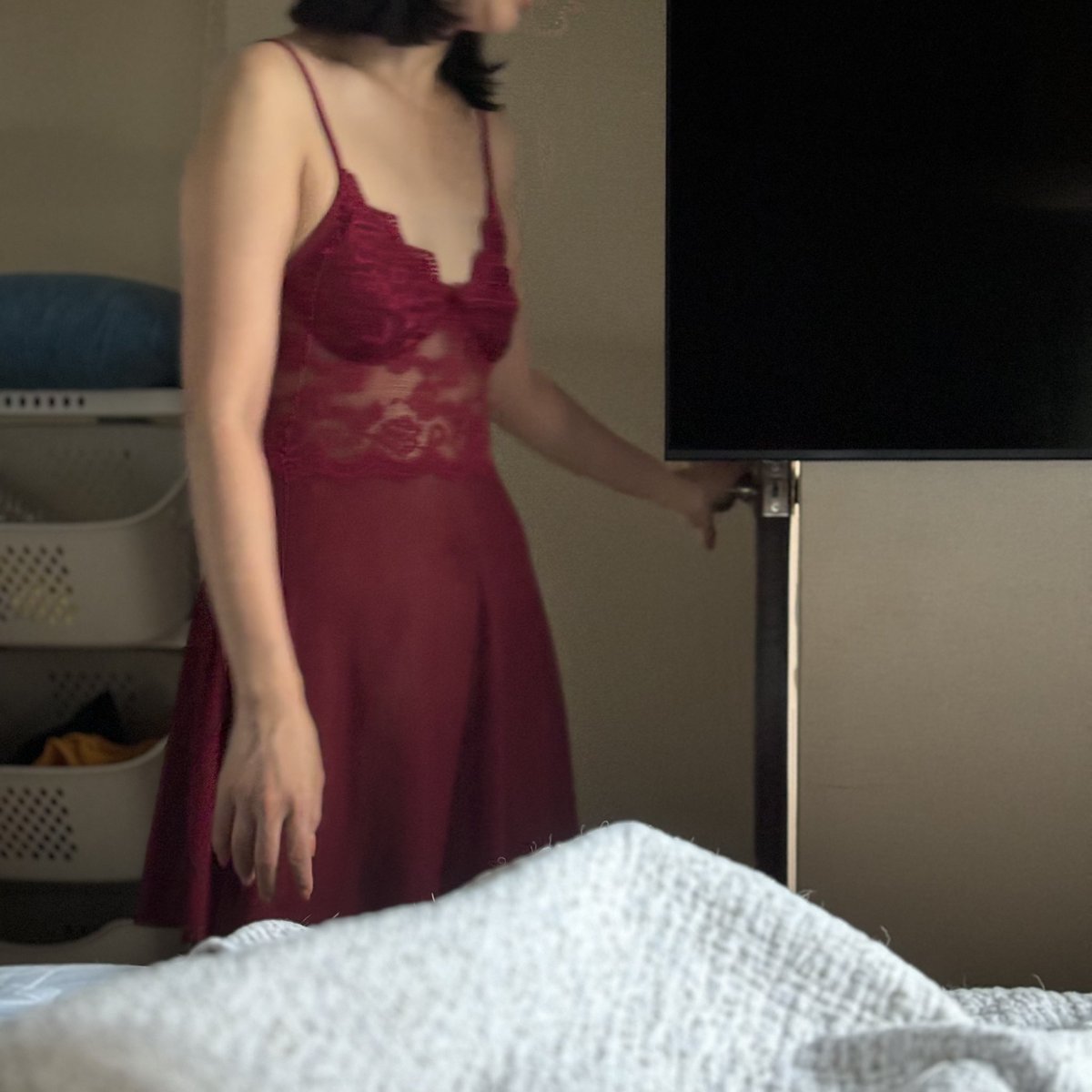 เมียเข้าห้องมาแล้ว อย่าลืมปิดประตูนะ