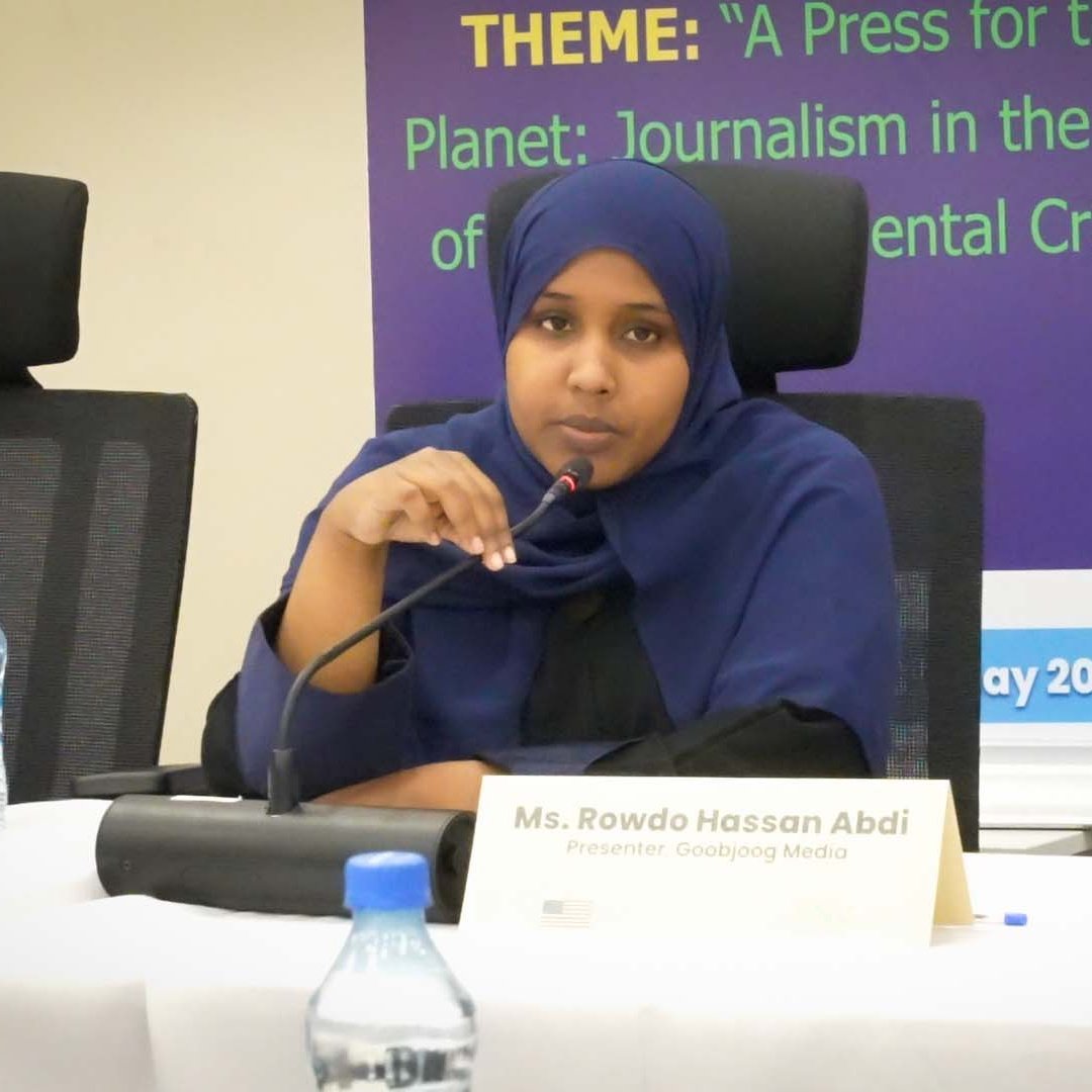 Recently at the #WorldPressFreedomDay Symposium, the panel 'Navigating the Climate Narrative: Challenges & Opportunities in Climate Change Reporting' featured prominent speakers from @USAIDSomalia and @Punsaa_PL (represented by its chair @Abdirahmansom - a leading civil society