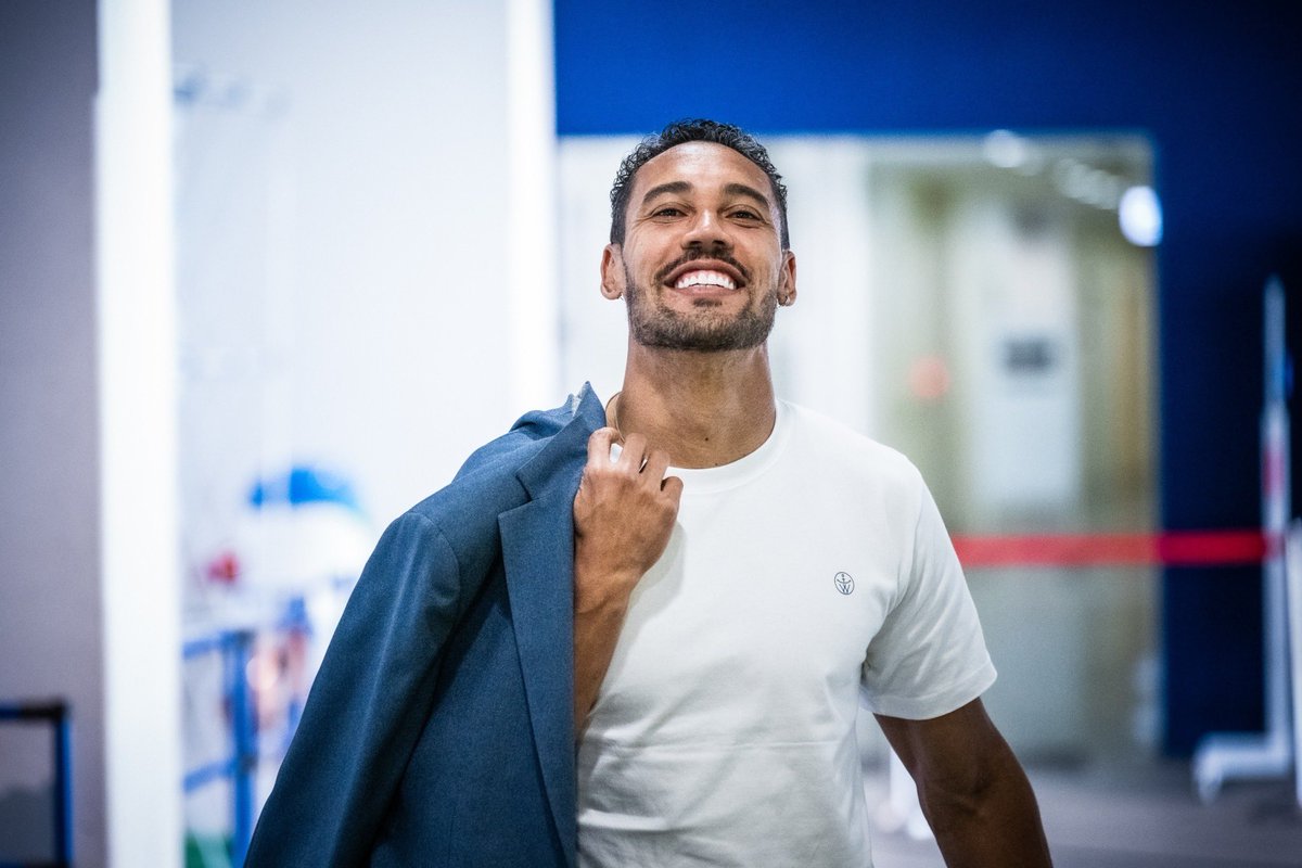 🔷🔶 𝙉𝙀𝙒 𝙎𝙐𝙄𝙏🤵‍♂️📸 今シーズン #エミネントスラックス 様