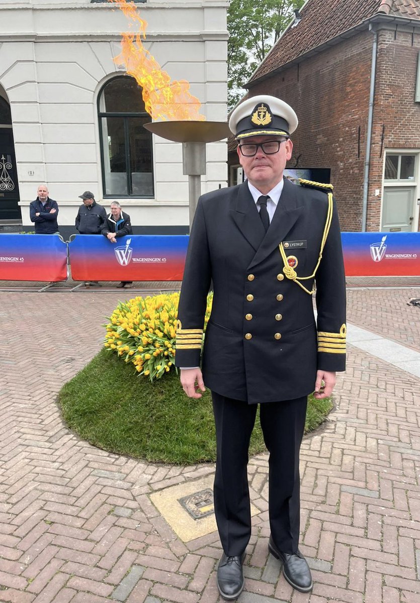 Fijne Bevrijdingsdag! 🕊️🇳🇱

Today, we celebrate the 79th #LiberationDay, which marked the end of 5 years of war & occupation in the Netherlands.

Our DA Capt (N) Lystrup 🇳🇴 is participating at @Wageningen45  🔥🇳🇱

📽️ Follow the live-stream at 12:00⤵️

gld.nl/tv/aflevering/…