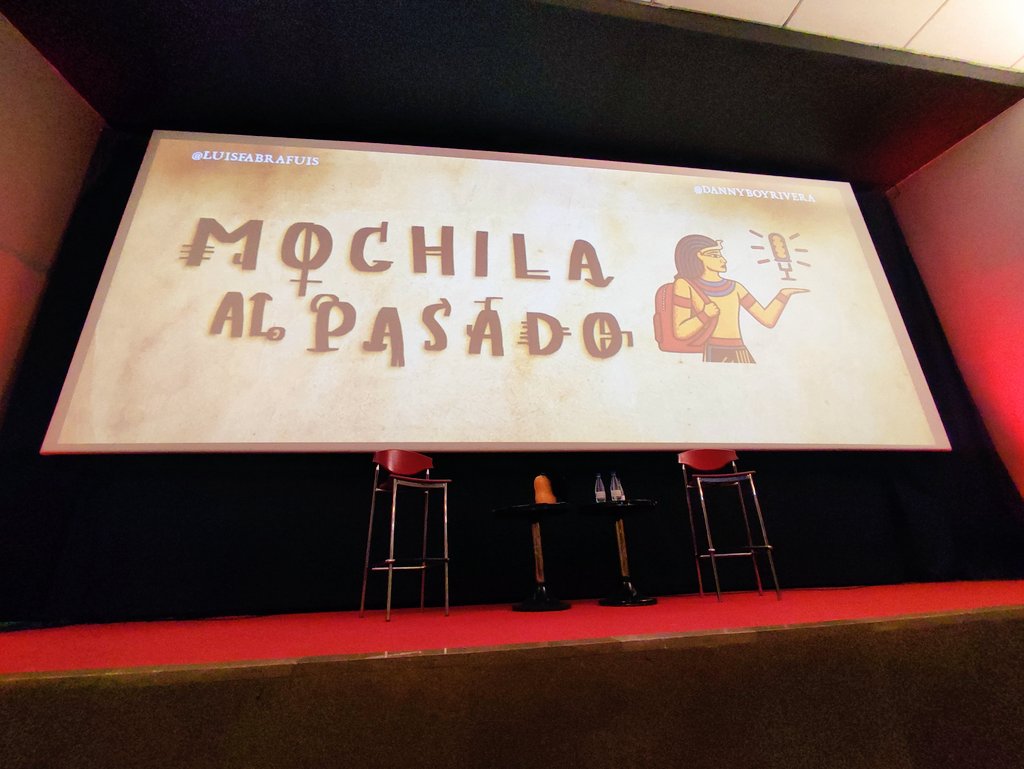 ¡Gracias por este ratito tan divertido Luis! 👏. Sensacional. ¡Muy recomendable! 🎒 'Mochila al pasado' The Comedy show, con @LuisFabraFuis y @DannyBoyRivera. En el @palacioprensa, no te lo pierdas!! 😉. Próximo show el 18 de mayo 👇 #Comedia #MochilaAlPasado #Podcast