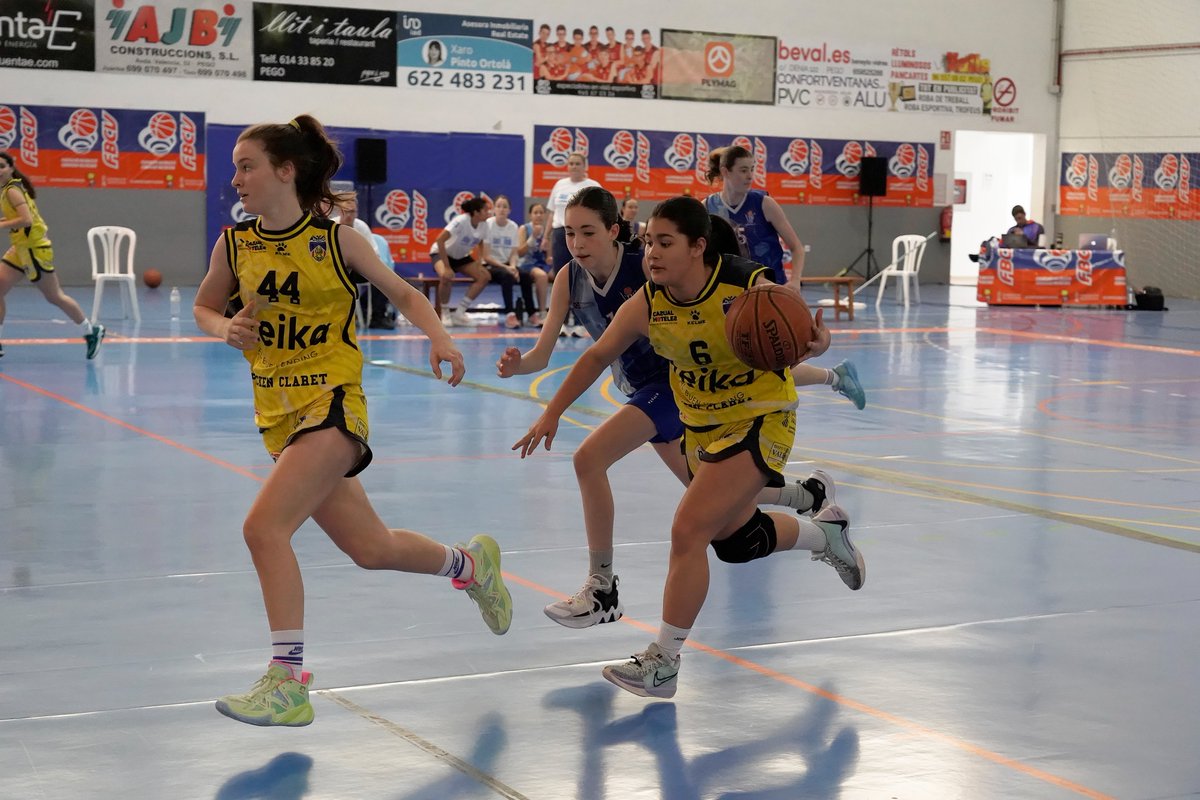 🏆 #FFInfantilFemeninoAutonómico Descanso: NBF Castelló 26 - 25 Kelme Picken Claret 📺bit.ly/3QutXrW 📷bit.ly/3QugcK1 📊acortar.link/GIWPev