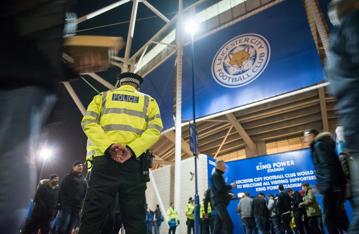 🥳 ⚽ An open-top bus tour parade is taking place in the city centre today to celebrate LCFC on their title winning promotion back to the Premier League. If you’re out & about at the event come and say hello to our officers & please report any incidents to us or security staff.