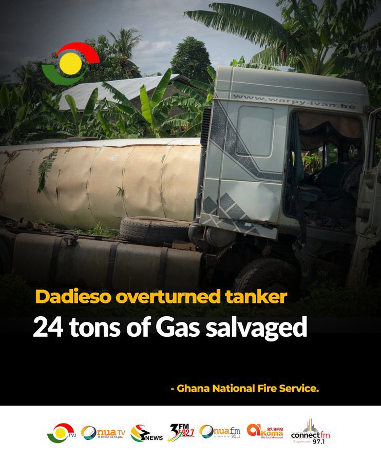 Ghana National Fire Service salvaged 24 tons of gas in an overturned tanker at Dadieso on the Kwahu-Kumasi highway. #3NewsGH