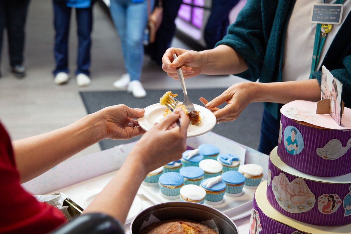 SDHRecruitment's tweet photo. 🎂Here @SalisburyNHS our Maternity Department celebrating on Friday the wonderful work the Midwifery profession does with a bake off competition! 🧁 #InternationalDayOfTheMidwife #JoinOurPeople https://t.co/zgpKR6BhMj