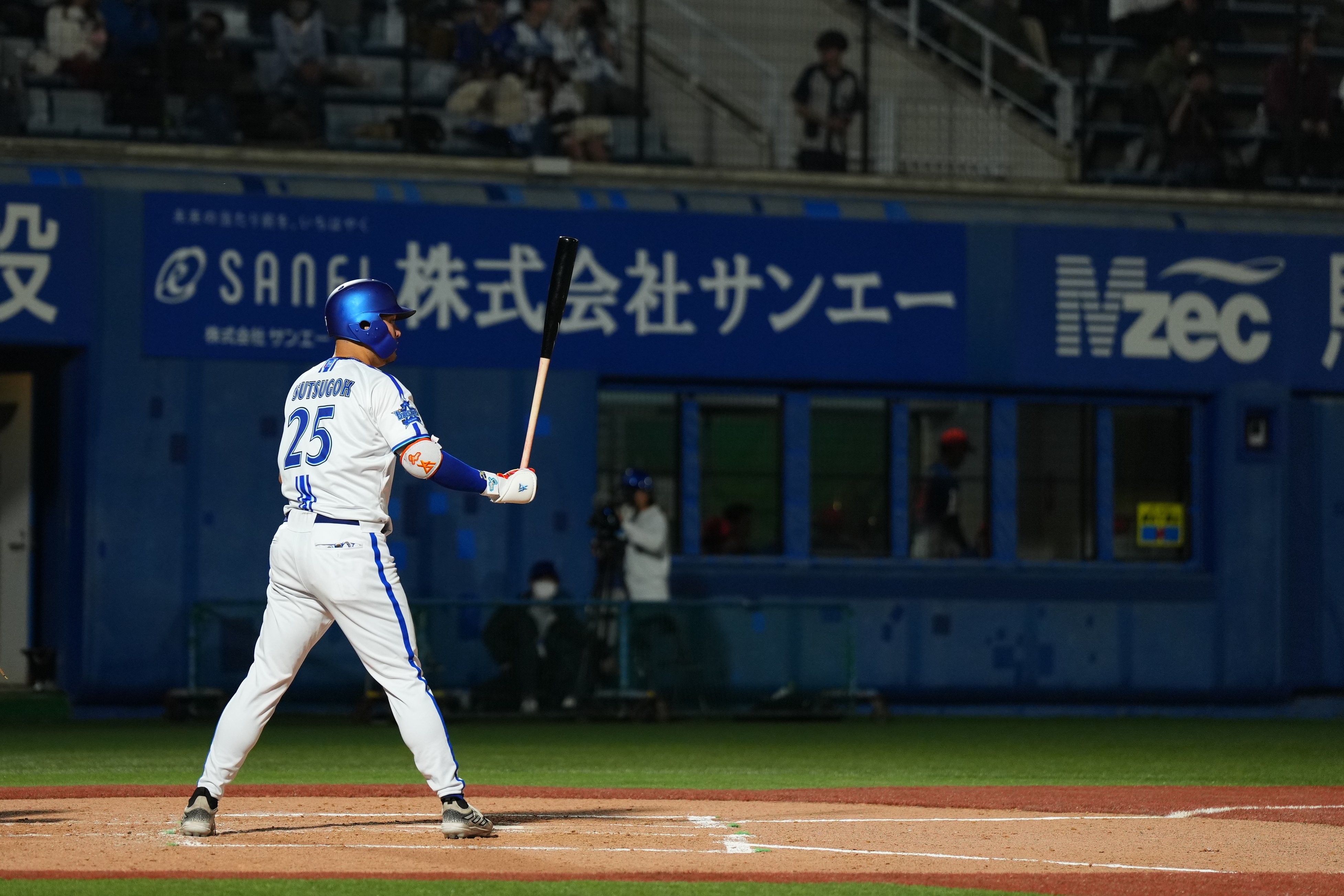 横浜DeNAベイスターズ على X: 
