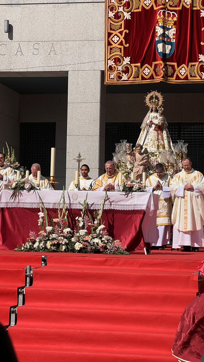 Ayer se hizo algo muy grande en la <a href="/DiocesisGetafe/">Diócesis de Getafe</a> y nuestra Hermandad formó parte. 

Procesión Magna Mariana Diocesana 

Gracias a todos los que lo habéis hecho posible. 
#Fuenlabrada #Leganes