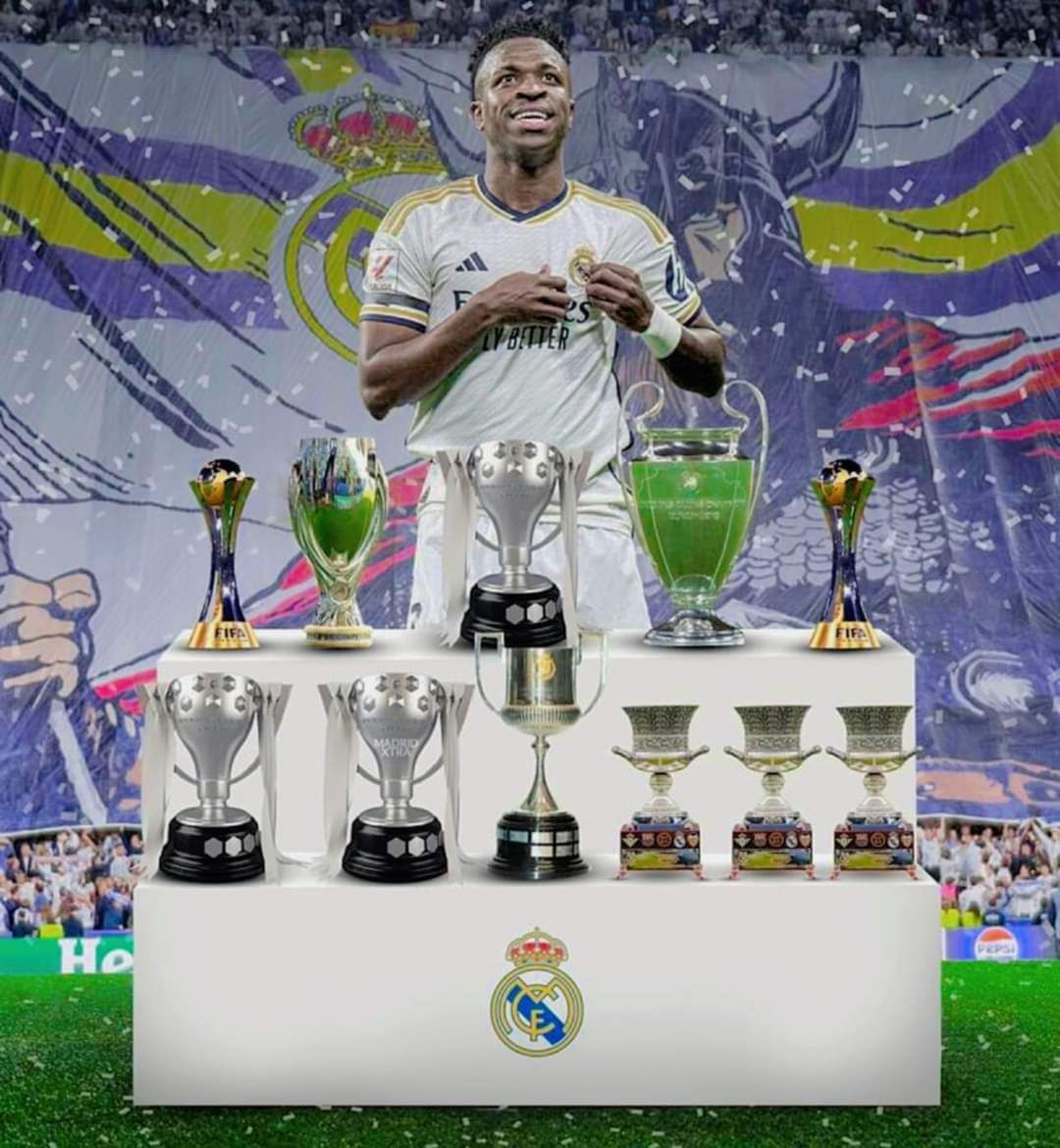 🚨 OFICIAL: Vinícius Júnior ganó su 1️⃣1️⃣o trofeo en el Real Madrid. 🏆✅ #ViniciusJr #cam