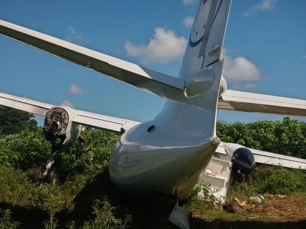 BREAKING: R'Komor Fokker 50 (D6-AIB, built 1997) overran the end of runway 31 during take-off at Moheli-Mwali Airport(MWCI), Comores ending up damaged on rugged terrain between trees. An unspecified number of injuries have been reported. NOTE: this aircraft sustained damage in a…