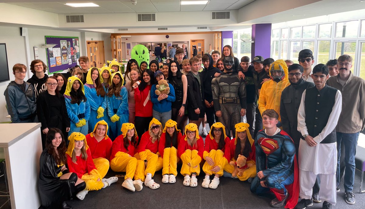 The Year 13 Stand Down events have begun. Before their assembly, Leaver’s Lunch and Stand Down Ball next week, they kicked it all off with some Fancy Dress.