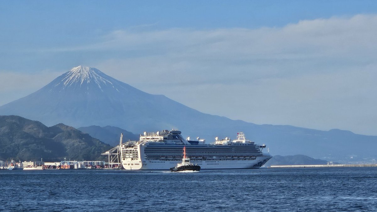 2024.5.5
DIAMOND PRINCESS
@日の出埠頭,清水

Part.2

#清水港
#日の出埠頭
#DIAMONDPRINCESS
#ダイヤモンドプリンセス