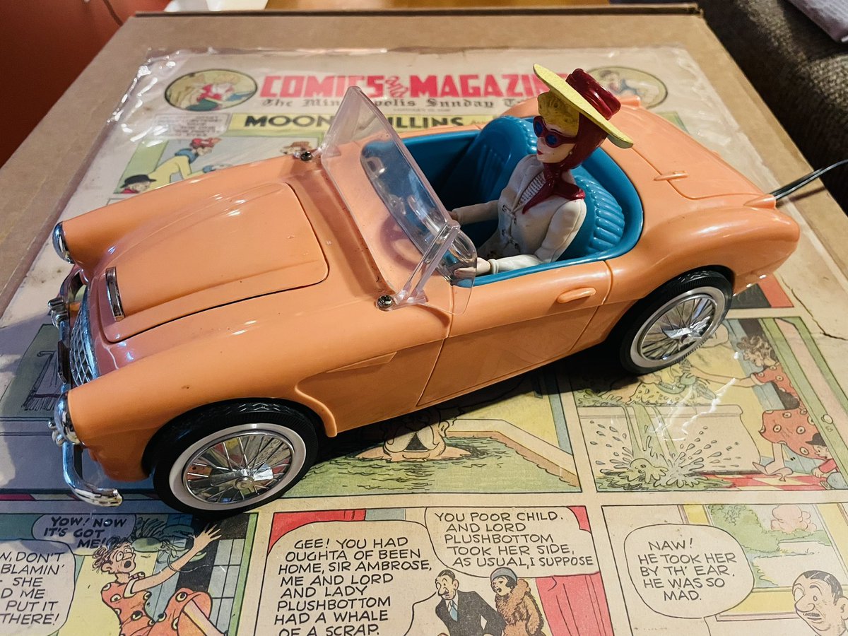 In addition to #FCBD we also have here something called The Cotton Pickin’ Fair (which has been changed recently to “The Cotton Fair” because PC). The fair is always surrounded by yard sales, which is where I grabbed these items yesterday… #VintageToys