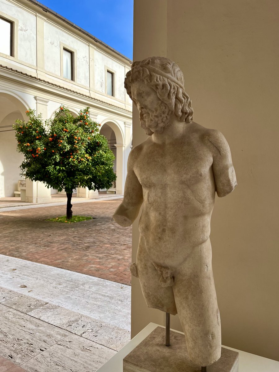 Statue de Zeus conservée au Musée des Thermes de Dioclétien à Rome, IIe siècle (d’après un original du IVe siècle av. J.-C.).