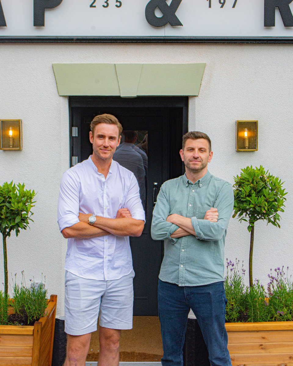 Get ready for an exciting event! Join us at the Tap & Run for an exclusive pre-test match dinner on Wednesday July 17th, in collaboration with the Lord’s Taverners, featuring Stuart & Harry, and hosted by Toby Tarrant! Find more information and ticket links in our bio! 🏏🍽️