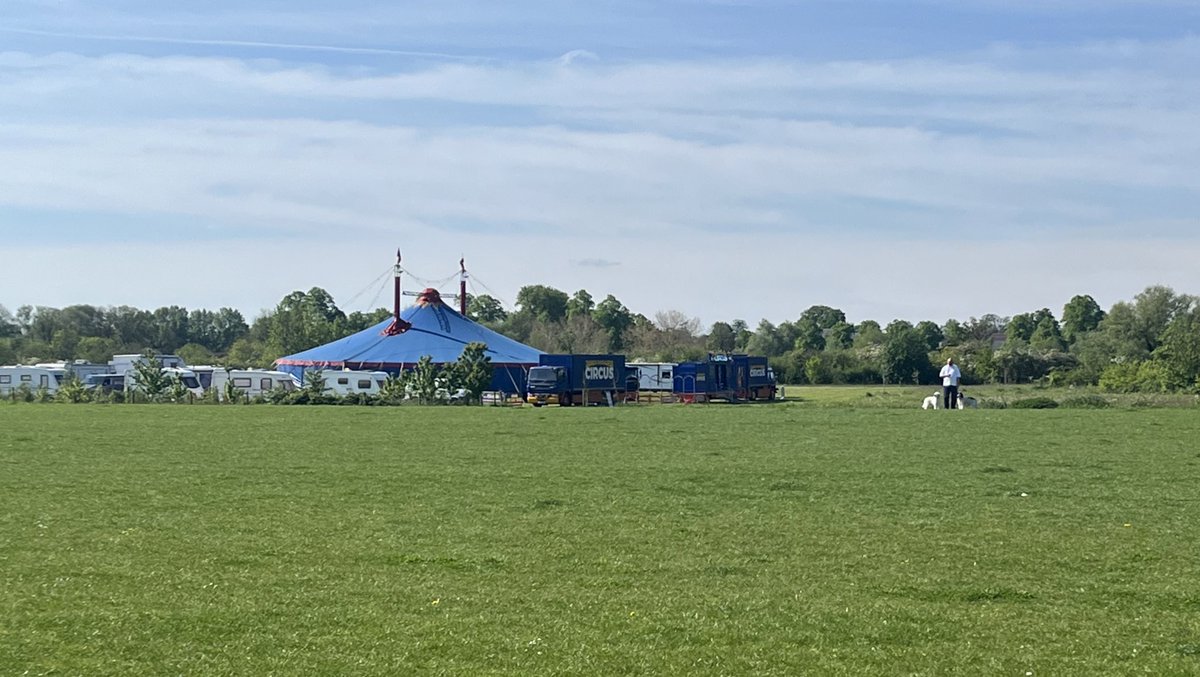 With only a few games it’s nice to see representative’s from <a href="/BDSFL1/">Bedford & District Sunday League</a> turn up to check on us 👀👀 <a href="/BedsFootballPod/">Wulfric of Beadanford</a>